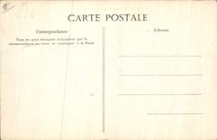 El ejército de Militaria de la POSTAL de la VENDIMIA maniobra a oficiales extranjeros según la operación