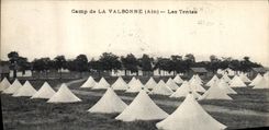 CPA Militaria Camp de la Valbonne Les tentes