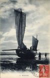 CPA Bateau de peche Echoue