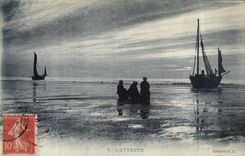 CPA Bateau de peche L'attente