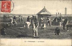CPA Folklore Colonie Champagne 