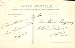 CPA Militaria La vie militaire Le remplissage des paillasses