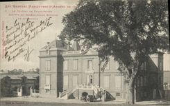 CPA Militaria Les grandes maneouvres d'armees de 1902 Le chateau de Fourquevaux Arrivee du generalissime Brugere 