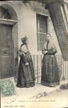 CPA Folklore Costumes de Savoie Beaufort sur Doron 