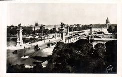 CPA Paris Perspective sur le pont Alexandr