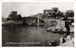 CPA Marseille Un Coin de la Corniche