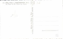 CPM Saint Raphael La Plage Vue de L'Hotel des Algues