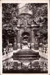 VINTAGE POSTCARD Paris the Medicis fountain