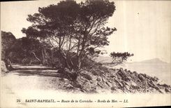 CPA Saint Raphael Route de la Corniche Bords de Mer