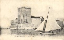 CPA Marseille Eglise Saint Vincent Bateau