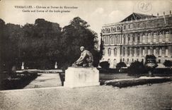 VINTAGE POSTCARD Palate Of Versailles Castle and Statue of the Grinder