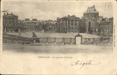 VINTAGE POSTCARD Palate Of Versailles View of the Castle