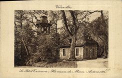 CPA Chateau De Versailles Le Petit Trianon Hameau de Marie Antoinette