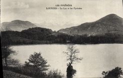 POSTAL de la VENDIMIA pesada el lago y los Pyrenees