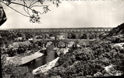 CPM Le Pont Du Gard Aqueduc Romain 