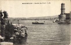 CPA Marseille Sortie Du Port Bateau