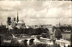 MODERN CARD Paris Notre Dame And Jardins De I' Archeveche