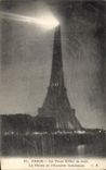 CPA Paris La Tour Eiffel La Nuit Le Phare Et I'Horaire Lumineux