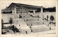 CPA Marseille Escalier Monument De La Gare St Charles