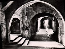 POSTAL MODERNA Villefranche en el mar la calle obscura