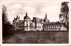 CPM Chantilly le Chateau Vu du Parc