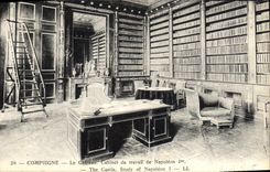CPA Compiegne Le Chateau Cabinet de Travail de Napoleon 1er Bibliotheque