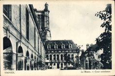 VINTAGE POSTCARD Troyes the Museum Interior Court
