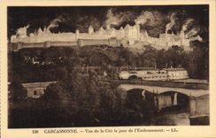 CPA Corcassonne Vue De La Cite Le Jour De I'Embrasement
