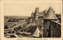 CPA Carcassonne Fortifications et la ville basse