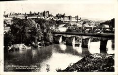 CPA Carcassonne L'Aude Le Pont Neuf Et La Cite
