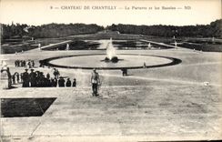 CPA Chateau De Chantilly Le Parterre Et Les Bassins