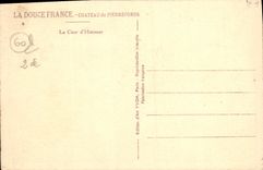 CPA Chateau De Pierrefonds La Cour D'Honneur