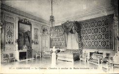 CPA Compiegne Le Chateau Chambre A Coucher De Marie Antoinette