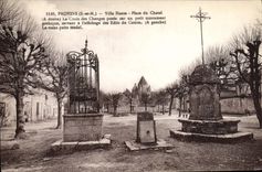 CPA Provins Ville Haute Place Du Chatel La Croix des Changes