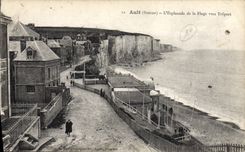 VINTAGE POSTCARD Ault the Esplanade of the Beach Towards Treport