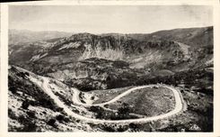 VINTAGE POSTCARD Gourdon Laces