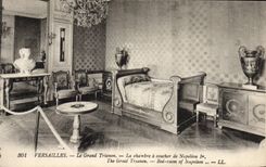 CPA Versailles Le Grand Trianon La Chambre a Coucher de Napoleon 1er