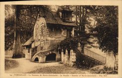 CPA Versailles Le Hameau de Marie Antoinette Le moulin