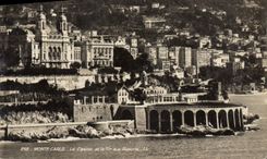 VINTAGE POSTCARD Monte Carlo the Casino and the shooting with the pigeons