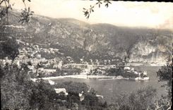 CPA Beaulieu Sur Mer Vue Sur La Ville et la Baie des Fournis