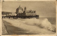 Paladar de la POSTAL de la VENDIMIA Niza del embarcadero por el tiempo pesado