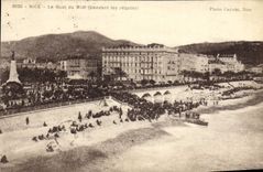 CPA Nice le Quai du Midi pendant les regates