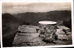 VINTAGE POSTCARD Peira Undermined the table of orientation and the Alps