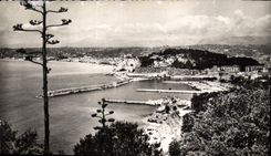 POSTAL MODERNA Niza la entrada del puerto y del castillo