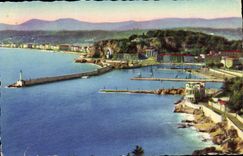 Opinión de la POSTAL de la VENDIMIA Niza tomada del montaje del boro