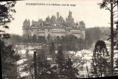 CPA Pierrefonds Et Le Chateau Sous La Neige