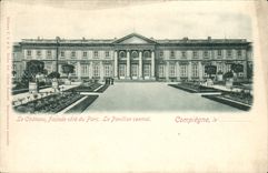 CPA Compiegne Le Chateau Facade Cote Du parc Le pavillon central