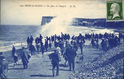 VINTAGE POSTCARD Seas Les Bains a Day Of Storm