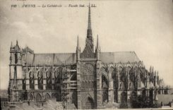 VINTAGE POSTCARD Amiens the Cathedral Southern Frontage