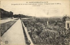 CPA St Germain En Laye Perspective de la terrasse construite par Lenotre L'ascenseur